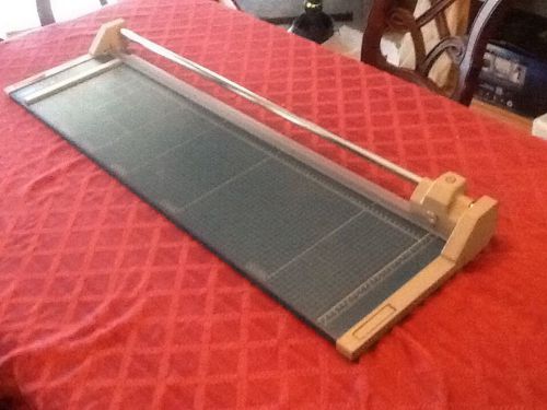 DAHLE 36-1/4&#034; PREMIUM ROLLING TRIMMER / PAPER CUTTER Photography Office Supplies