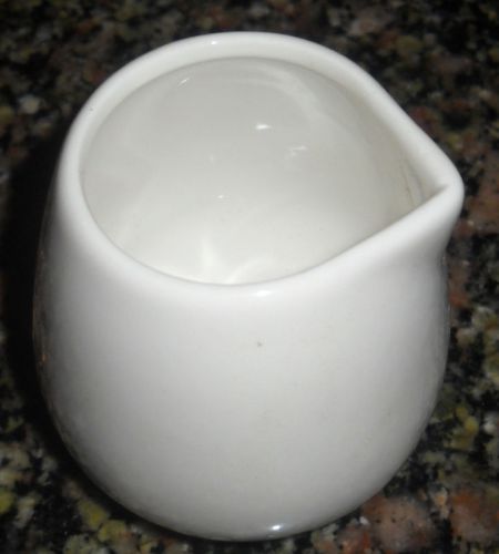 3 oz creamer, ceramic, offwhite, 5002614