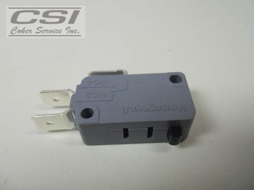 Robot Coupe Switch/Cap Assy P# 89365