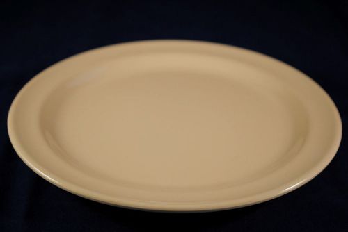 8 Dozen  NEW US110  10-1/4&#034; Melamine Round Dinner Plate  DP-510  (Tan)
