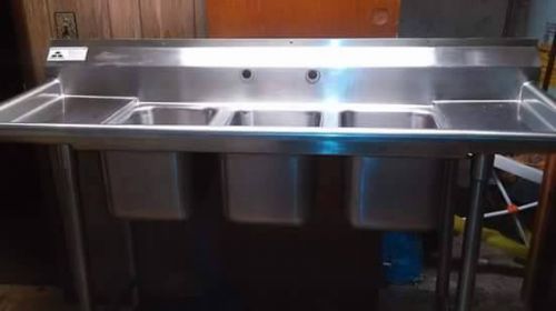 STAINLESS STEEL 3 COMPARTMENT COMMERICAL SINK
