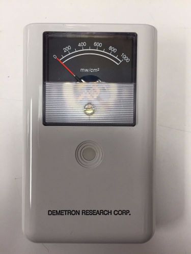 Demetron Model 100 Curing Radiometer