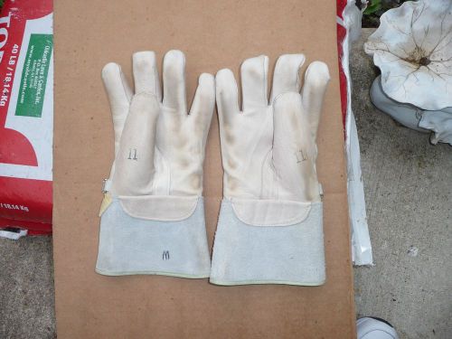 VINTAGE  LINEMAN GLOVES  SIZE 11 IN GOOD CONDITION