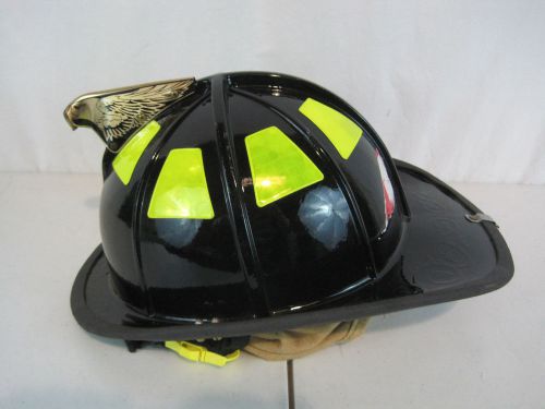 Cairns Firefighter Black Helmet Turnout Bunker Gear Model 1010 with Eagle (H525)
