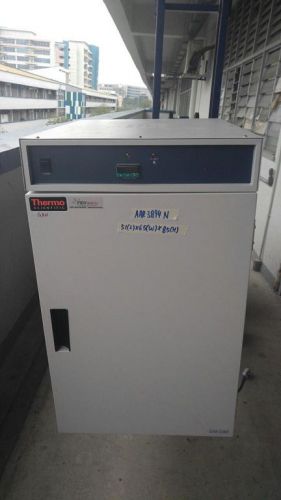 AAR 3894A THERMO SCIENTIFIC 305-1 INCUBATOR