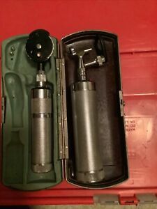Vintage Welch Allyn Otoscope Ophthalmoscope Diagnostic Set Bakelite Case
