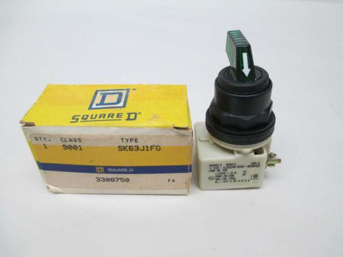 NEW SQUARE D 9001SK63J1FG SELECTOR SWITCH 120V-AC GREEN D344321