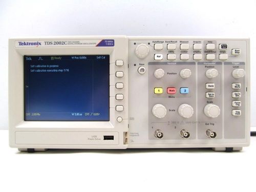 Beautiful tektronix tds2002c 70mhz 1gs/s digital storage oscilloscope 2x tpp0101 for sale