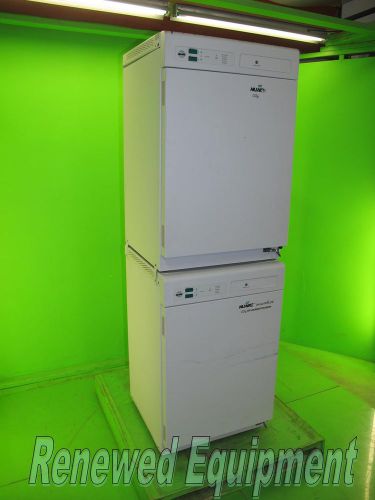 Nuaire dh autoflow nu-5500 double stack co2 air-jacketed incubator for sale