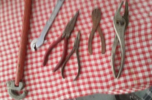 Vintage diamond duluth bent joint pliers and others lot
