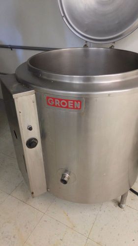 30 Gallon Steam jacketed kettle