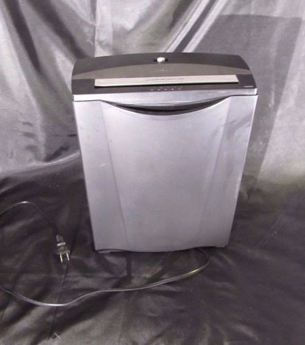 6-Sheet Paper and Credit Card Shredder Forward and Reverse with Collection Bin