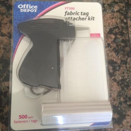 New In Box! Fabric Price Tag Attacher Gun Kit Includes Gun, Fasteners, &amp; Tags!