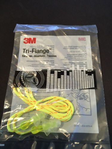 20 New of 3M P3000 Tri-Flange Ear Plugs Noise Reduction Rating 26db