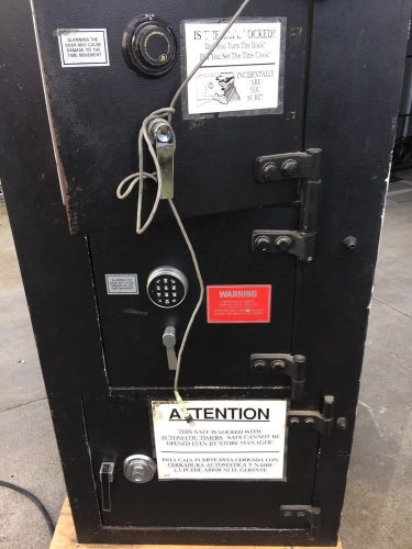 Adesco TL-30 Safe with deposit boxes, time lock