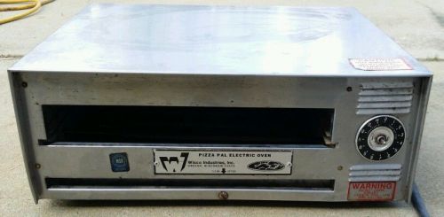 Wisco Pizza Pal Electric Oven Model 412-5 Cooks 12 Inch Pie