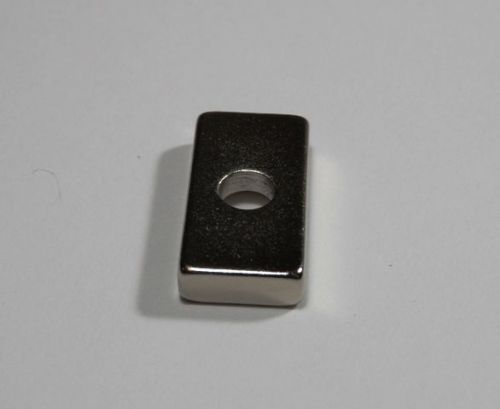 New Neodymium Rare Earth Magnets N50  20mm x 10mm x 4mm w/ countersink 4mm hole