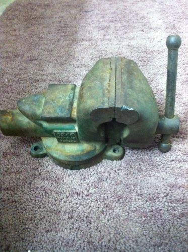 ANTIQUE DUNLAP VISE SWIVEL &amp;  AVIL WITH 3-1/2&#034; CLAMP. WORKS GREAT, MADE IN USA