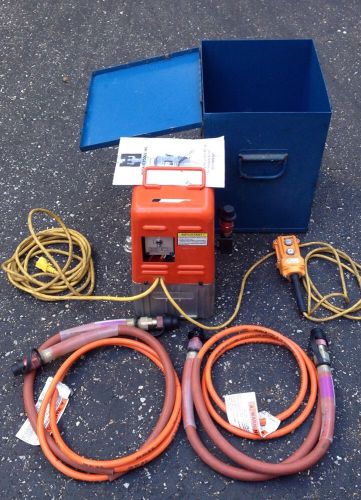 HUSKIE R-14E-F HYDRAULIC PUMP 10,000 PSI WITH HOSES