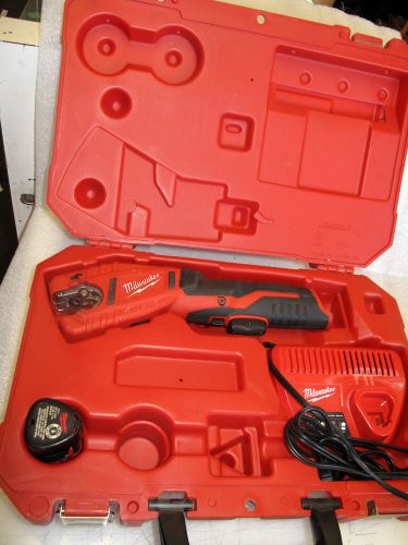 Milwaukee 12V 2471-21 M12™ Cordless Lithium-Ion Copper Tubing Cutter Kit