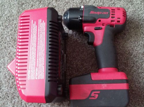Snap-on CT8810A 18V Li-ion Cordless 3/8&#034; Impact Driver, 2 Batteries, Charger