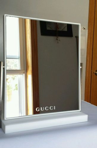 BRAND NEW GUCCI TABLE MIRROR OPTICAL STORE DISPLAY/STAND SILVER/WHITE, BEAUTIFUL