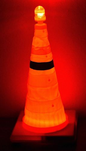 NEW LOT OF 7 Collapsible LED Traffic Safety Cones 18&#034; Reflective Yellow Vest XL
