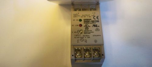 Omron power supply   din rail mnt  model s82k-00705 for sale