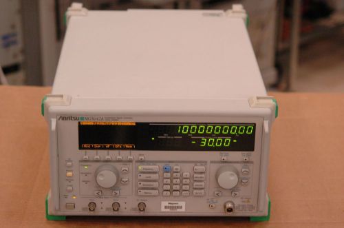 Anritsu / Wiltron MG3642A 125 kHz to 2080 MHz RF Synthesized Signal Generator