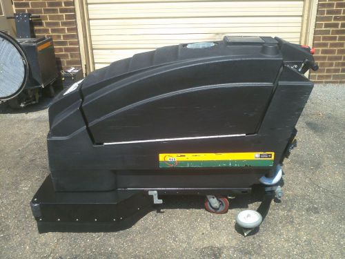 Reconditioned nss wrangler 3330 floor scrubber , 33-inch under 1000hours for sale