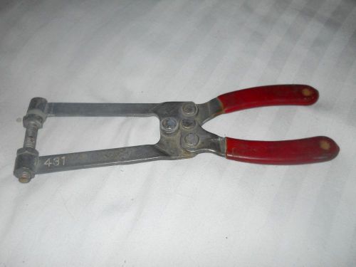 Model No 431 DeStaCo Squeeze Action Clamp 100 lbs max. 2 15/16&#034; Jaw Depth