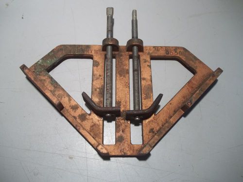 Rocco Product corner clamp, aluminium cast body, steel screws __________E-50