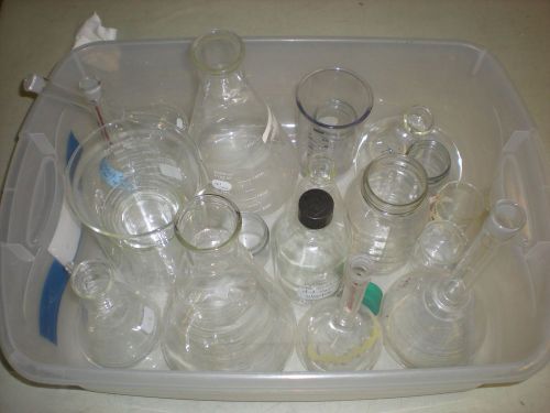 Lot of (22) pieces of Lab Glassware - Used