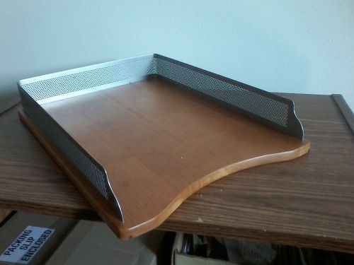 Desk paper tray