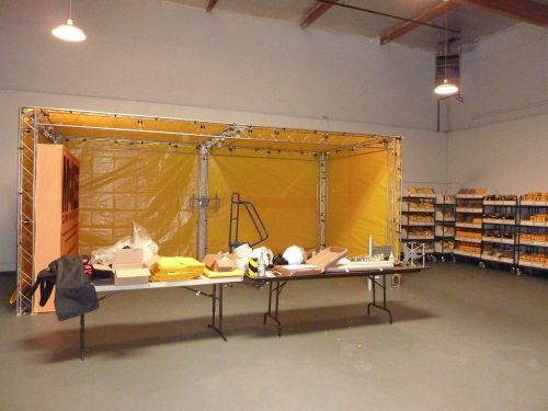 Truss Display Booth: 10 x 20ft display booth