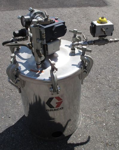 Graco 236146 5 gallon stainless hvlp paint pot agitator tank &amp; max-air actuator for sale