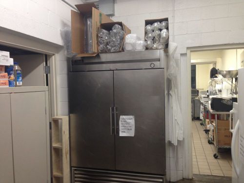 True t-49f commercial freezer 2-door stainless steel for sale