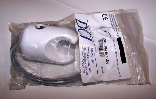 DCI AUTO HP HANDPIECE HOLDER MOLDED ASEPSIS NORMALLY OPEN WHITE TILT ADJUSTABLE