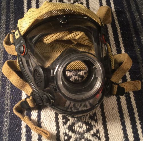 Scott AV2000 Facepiece Gas Mask Firefighter Respirator