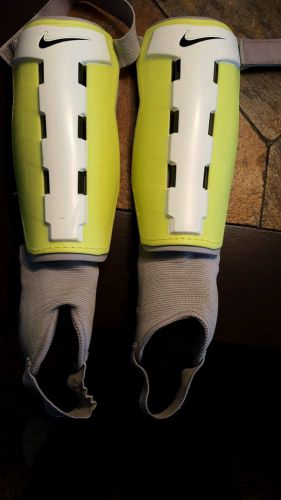 Nike large neon yellow soccer pads/Chen pads