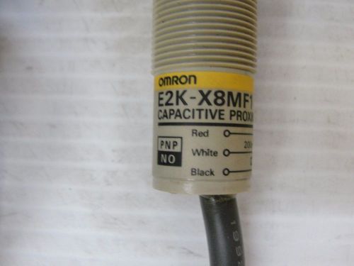 Omron E2K-X8MF1 Proximity Switch