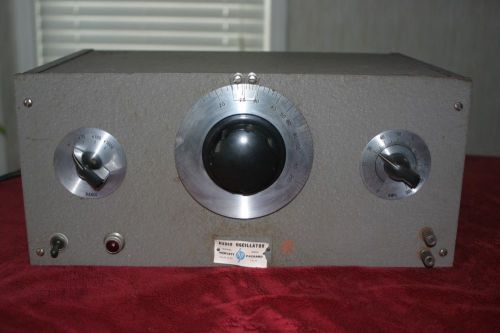 Very Rare WWII vintage US Navy owned Hewlett Packard 200C Audio Oscillator.