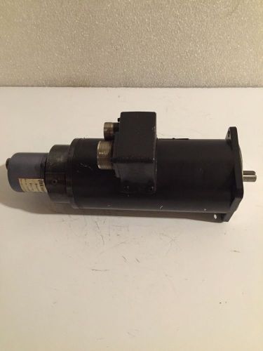 Indramat Permanent Magnet Servomotor MAC 063D-0-JS-3-C/095-B0/S001