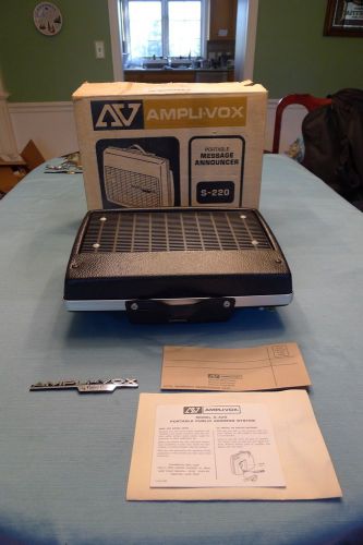 Vintage Ampli-Vox Portable PA Amp Sound System Message Announcer Model S-220