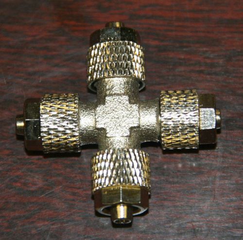 LOT OF 50 --UNION CROSS FOR TUBING WITH THREADED NUTS