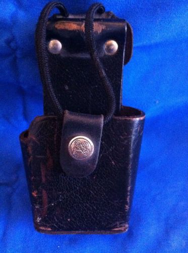 BEE Electronics  Radio Carry Case Leather Holster Radio Holder NO RESERVE !