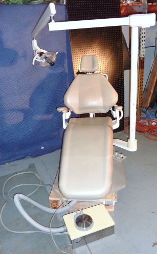 Adec 1020 decade dental chair adec 6300 light - works for sale