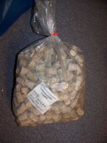 NOS Bag Lot of 500 New Laboratory Grade Wooden Corks Stoppers Size 7 XX S Reg
