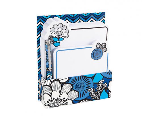 Vera Bradley On That Note; Note Sheets, Pen, Desktop Stand, Magnetic, Blue Bayou