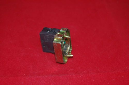 1 PC 1NO CONTACT BLOCK with metal mount body FITS XB2 Series Products